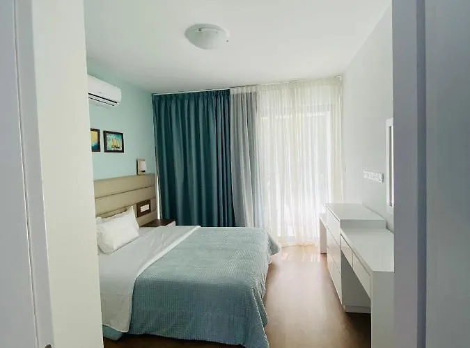 Victoria Suites 아파트 파포스